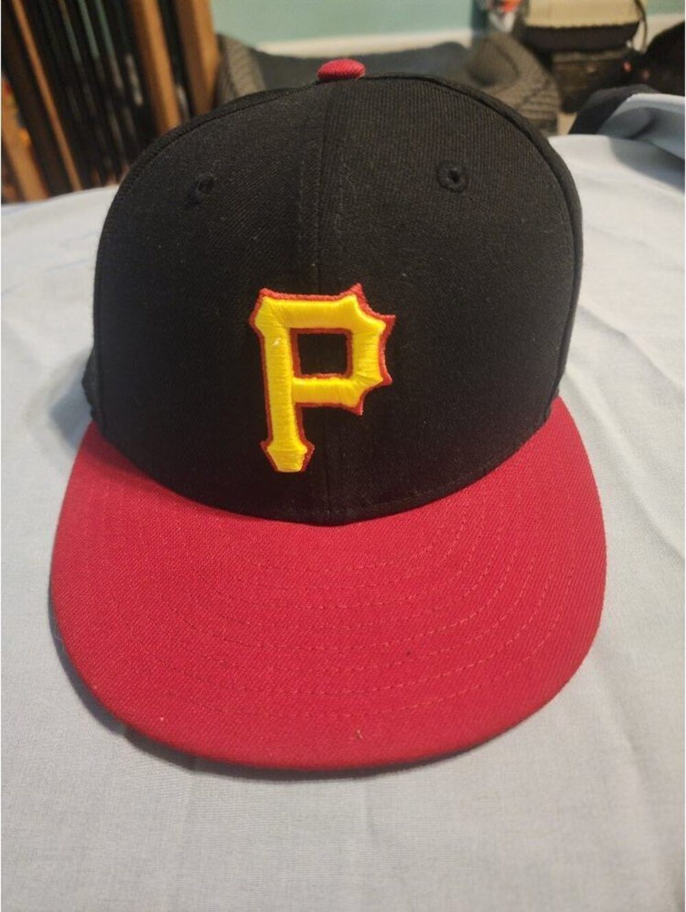 Pittsburgh Pirates Fitted Baseball Cap Hat